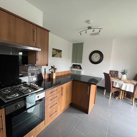 Royston Village, Barnsley, 1930'S Contemporary Villa 외부 사진
