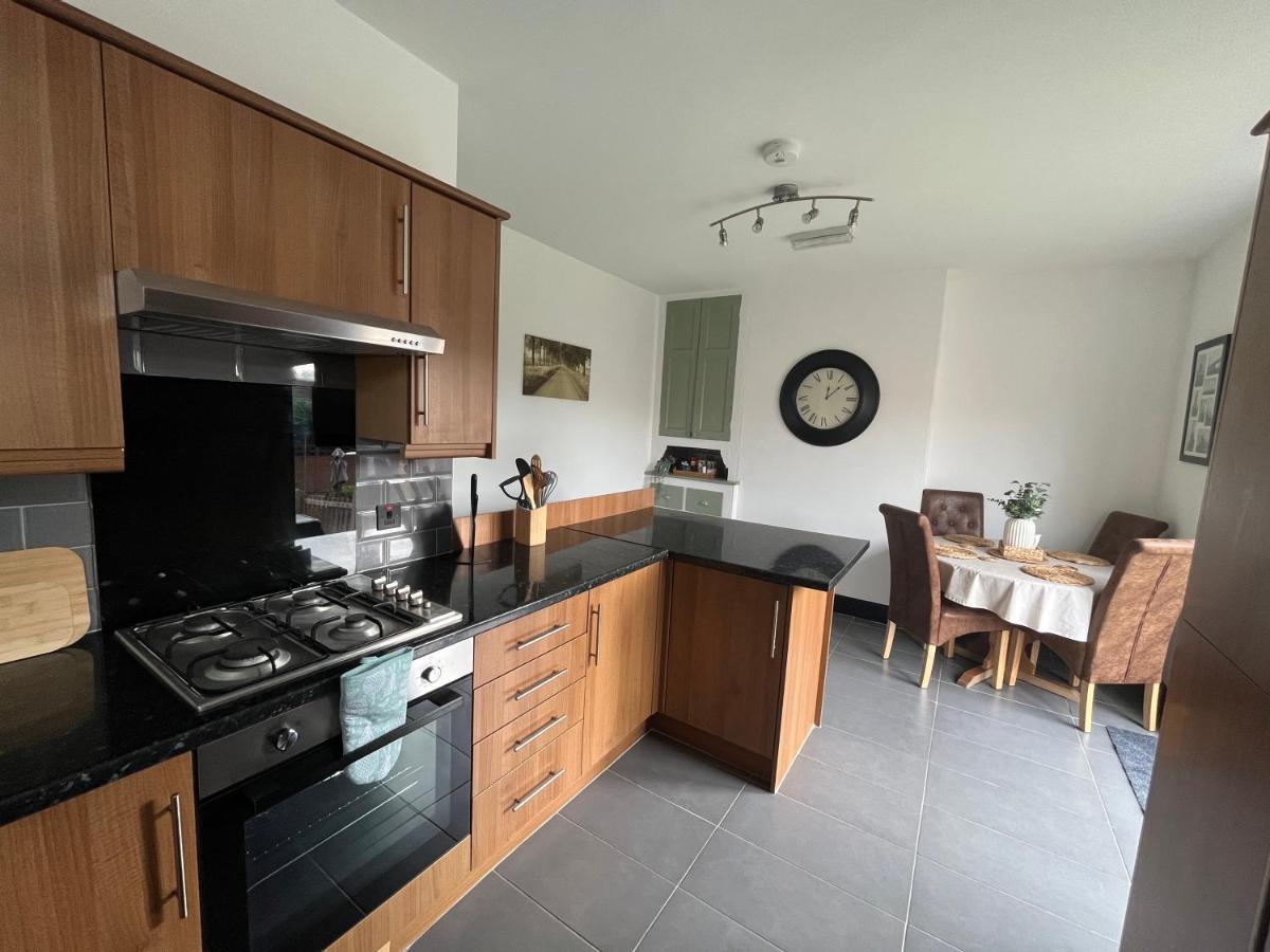 Royston Village, Barnsley, 1930'S Contemporary Villa 외부 사진